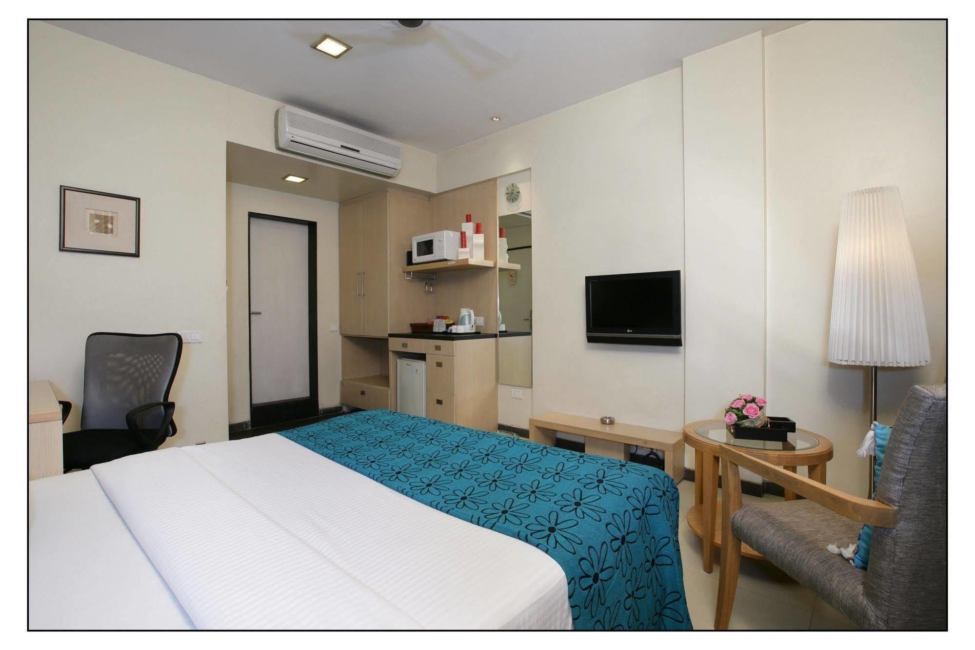 The Sirona Hotel Pune Luaran gambar