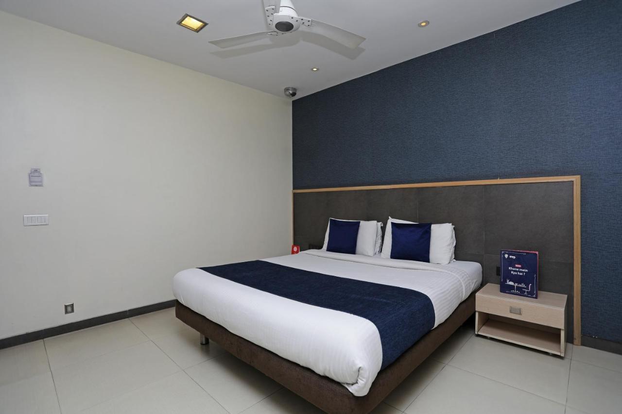 The Sirona Hotel Pune Luaran gambar